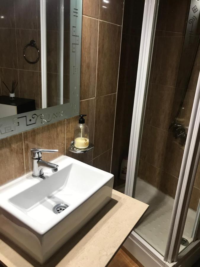 Vivienda Con Fines Turisticos Alma Apartment Andujar Luaran gambar